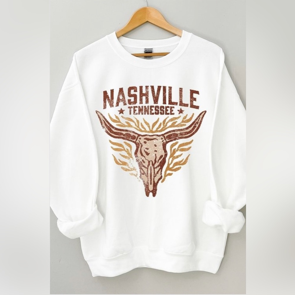 CREW NECK NASHVILLE SWEATSHIRT
